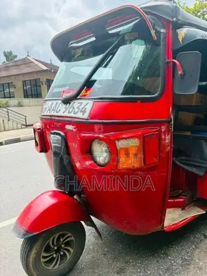 Bajaj RE 4 Stroke 2012