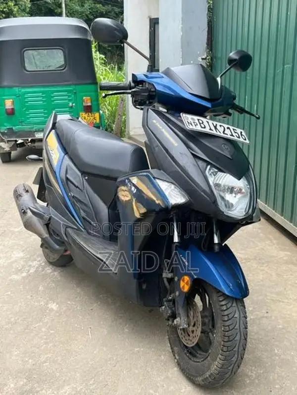 Yamaha RayZR 2019