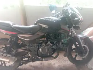 Bajaj Pulsar 180 2015