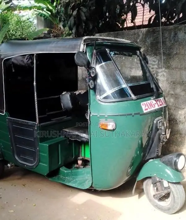 Bajaj RE 2001