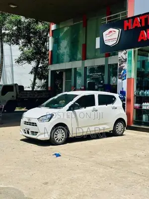 Daihatsu Mira 2019