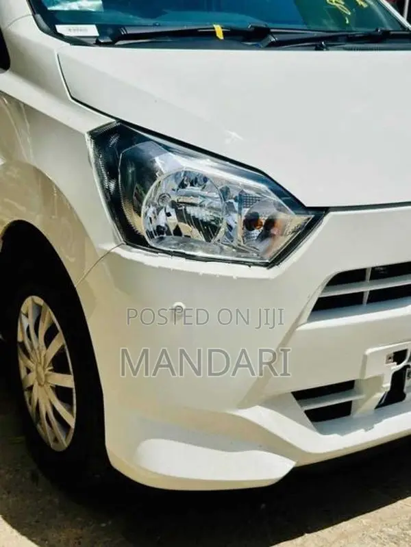 Daihatsu Mira 2019