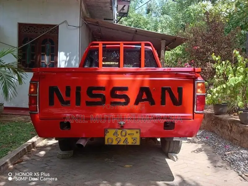 Nissan Dutsun 1984