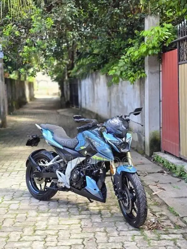 Bajaj Pulsar N160 Premium 2026