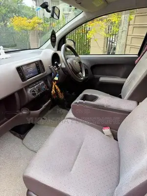Toyota Passo 2015