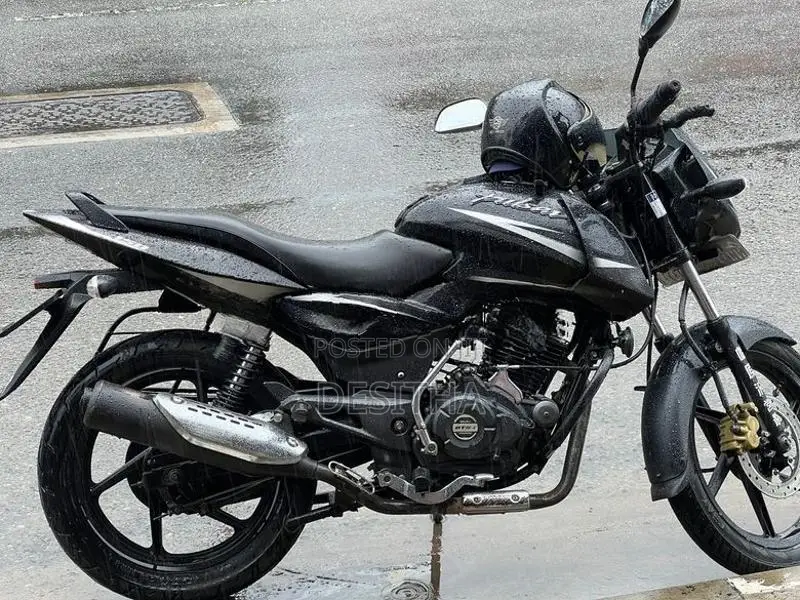 Bajaj Pulsar 150 Black 2018