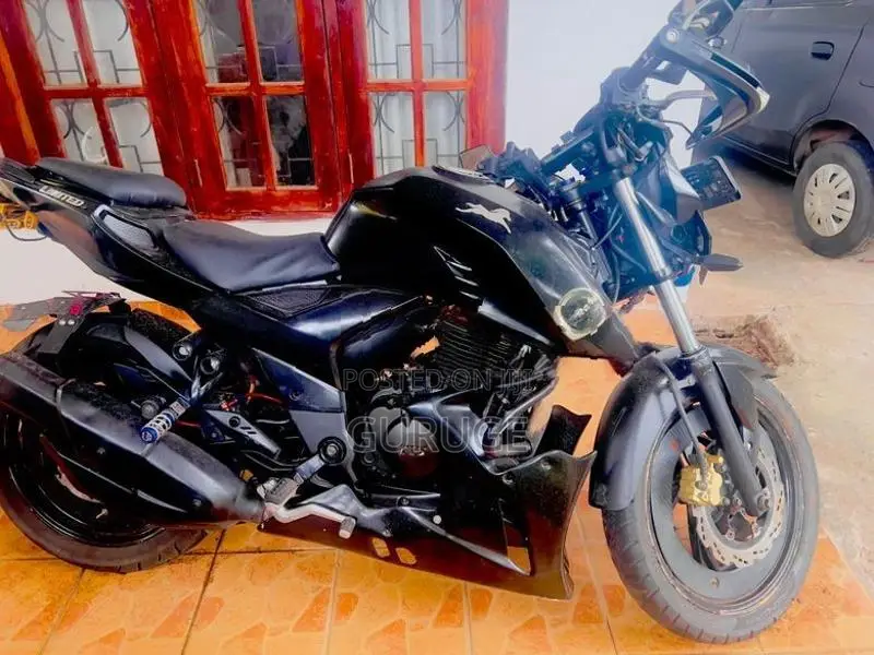 TVS Apache RTR 200 2019
