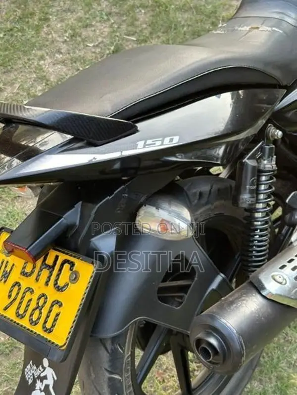 Bajaj Pulsar 150 Black 2018