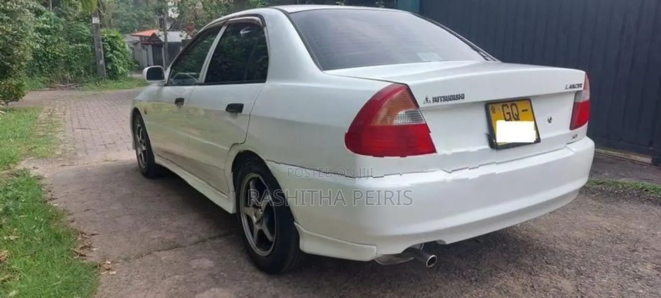 Mitsubishi Lancer 1999