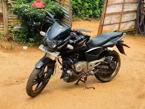Bajaj Pulsar 150 2016