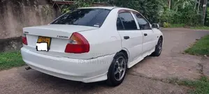Mitsubishi Lancer 1999
