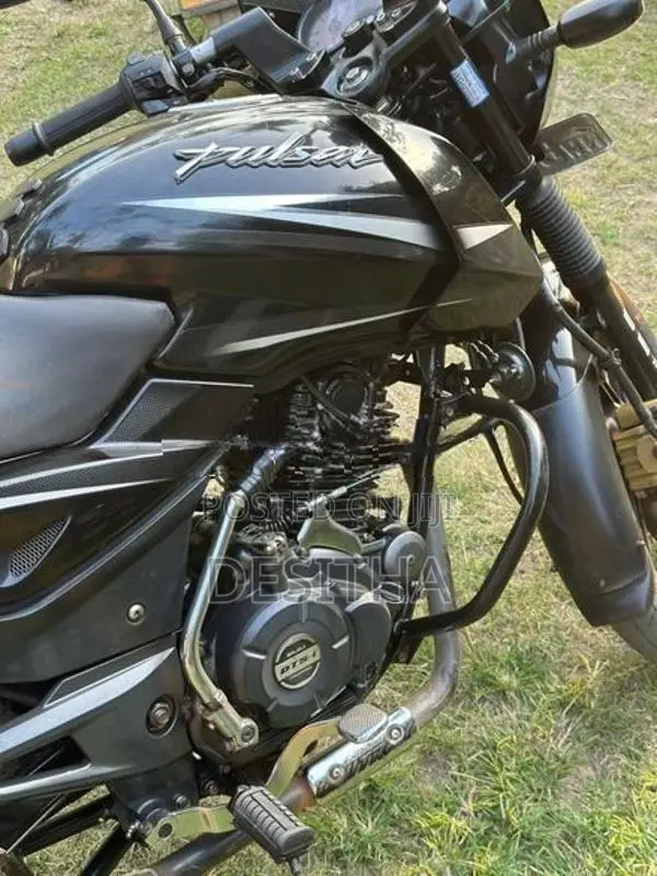 Bajaj Pulsar 150 Black 2018