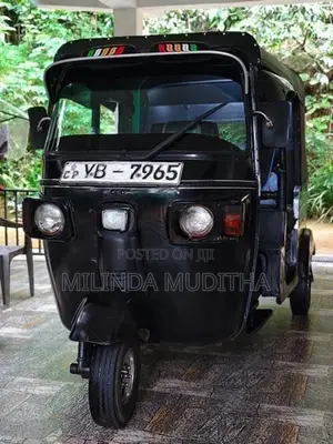 Bajaj RE 4stork 2010