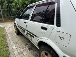 Toyota Starlet NP70 1987