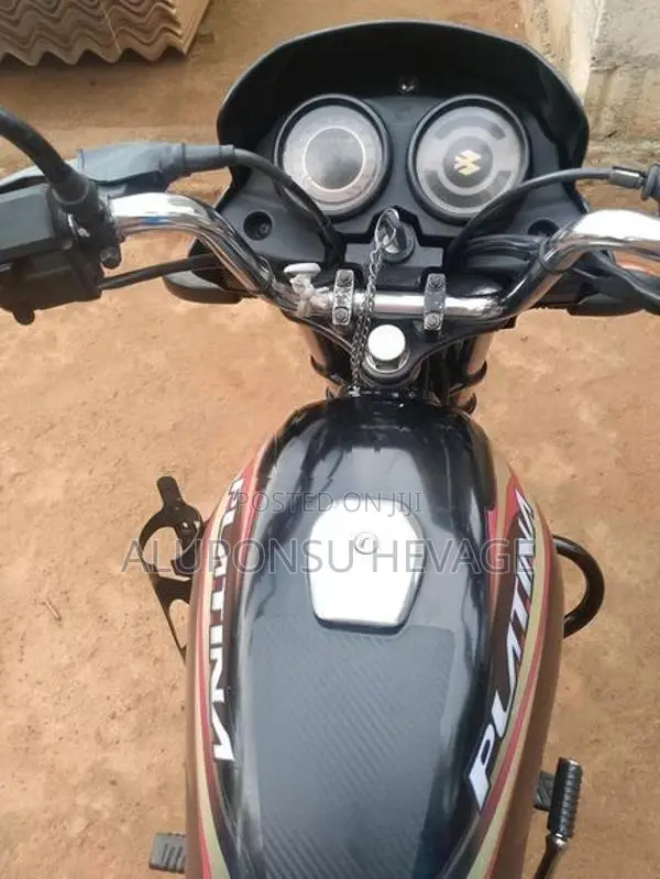 Bajaj Platina 100 2016