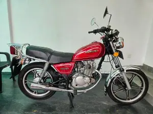 Suzuki GN 125 2018