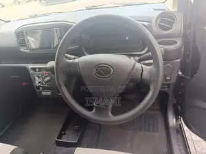 Daihatsu Mira 2024