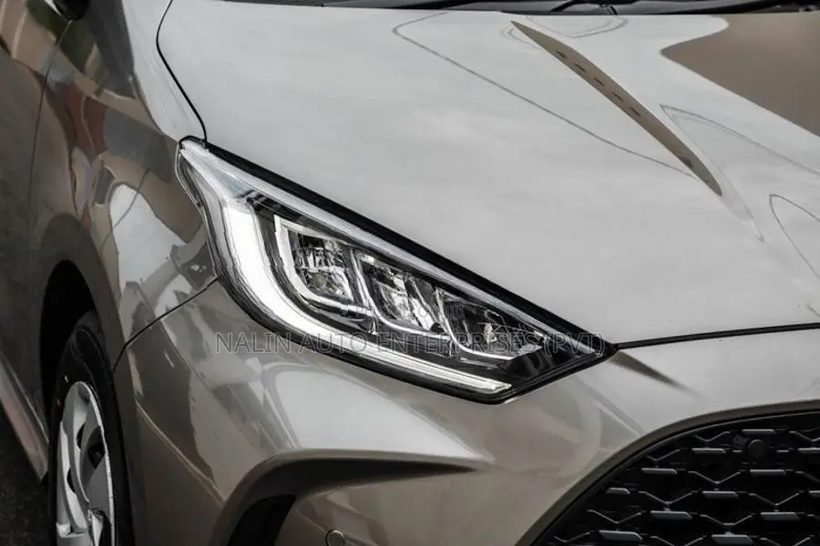 Toyota Yaris G-LED Bronze 2026