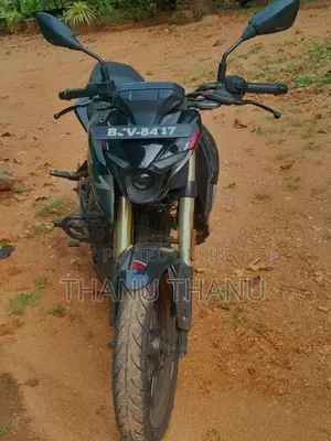 Bajaj Pulsar N160 Premium 2025