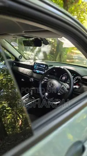 Honda Vezel Z Premium 2026