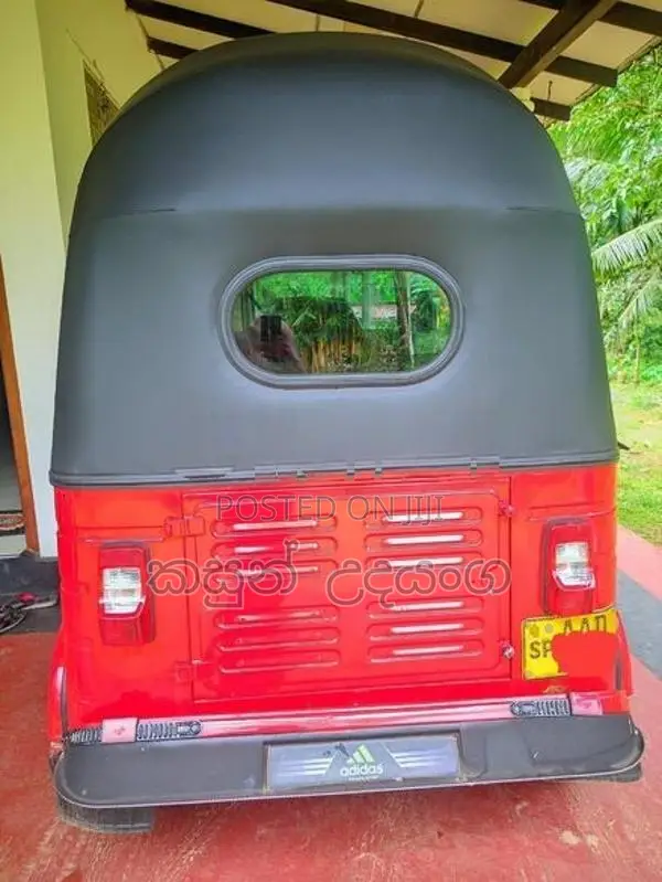 Bajaj RE Three Wheeler 2012