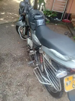 Bajaj Discover 125 2005