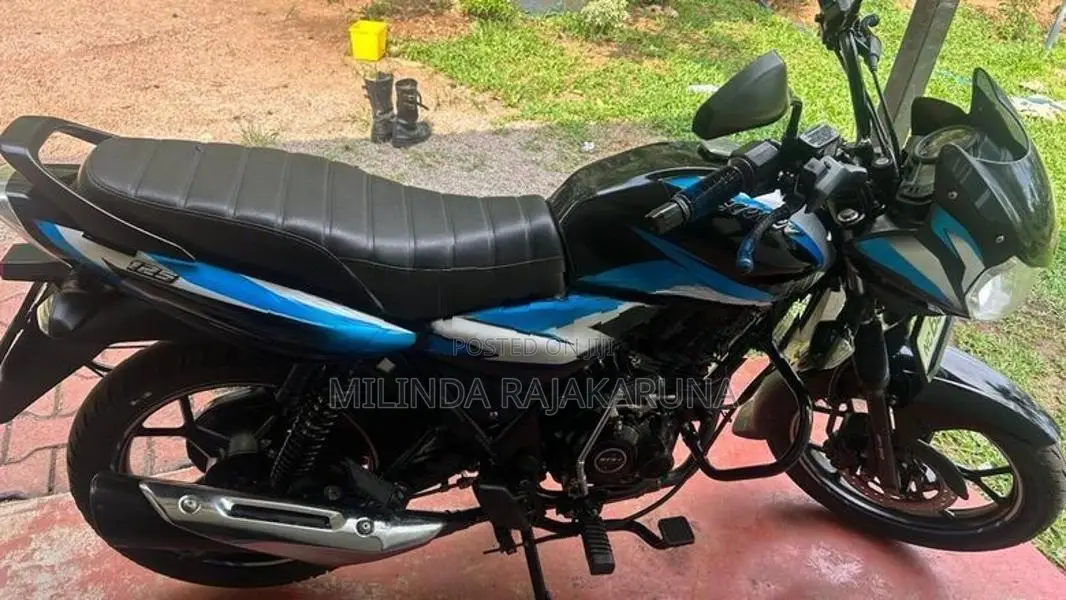 Bajaj Discover 125 2024