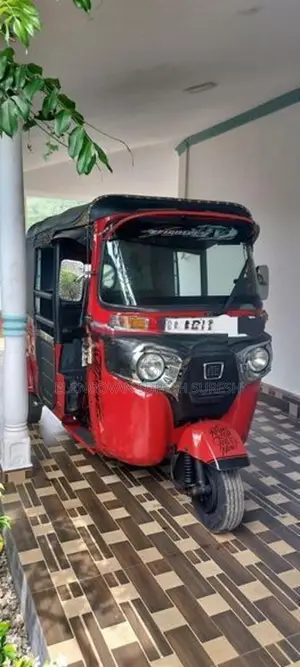 Bajaj RE 2020
