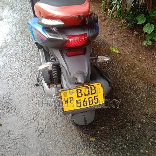 Aprilia SR 2019