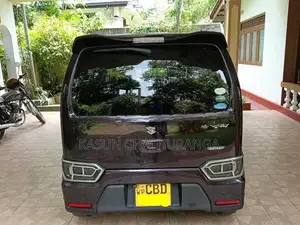 Suzuki Wagon R Stingray 2018