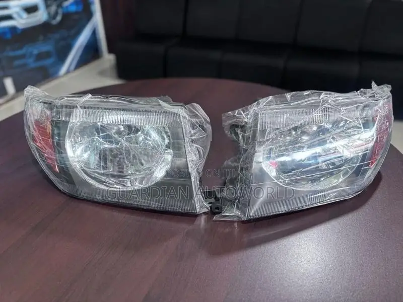 Pajero Io Head Lamp