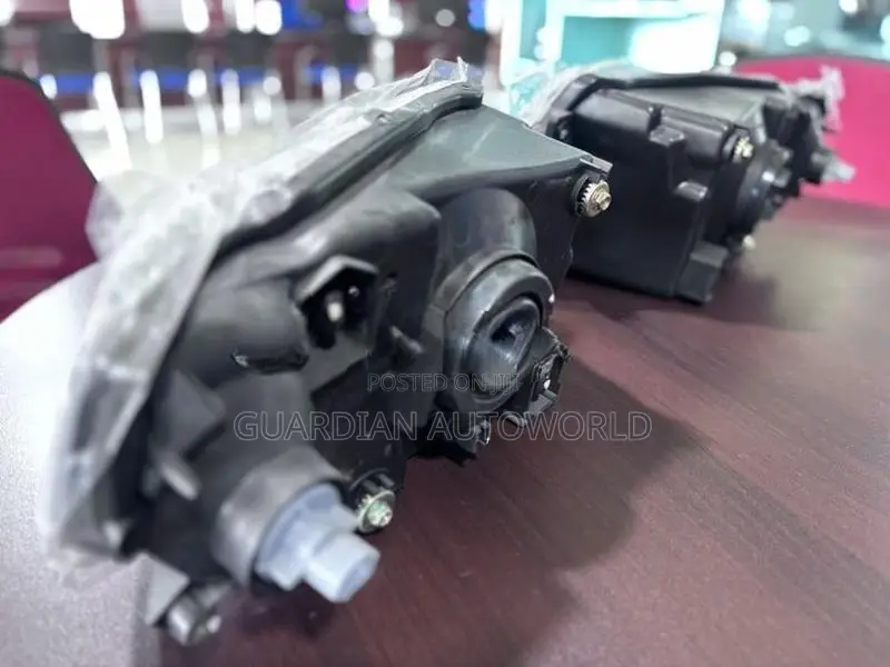 Pajero Io Head Lamp