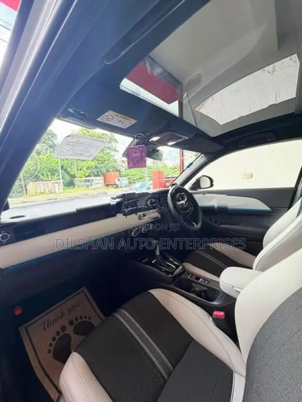 Honda Vezel Z PLAY PREMIUM 2024