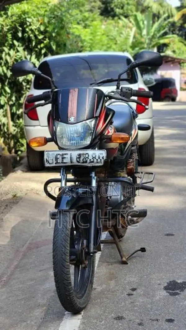 Bajaj Platina 100 2016
