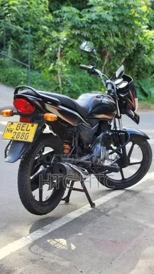Bajaj Platina 100 2016