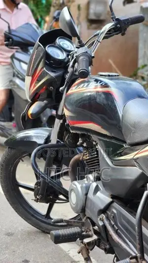 Bajaj Platina 100 2016