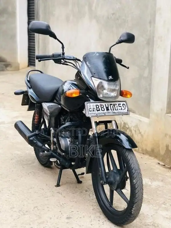 Bajaj Platina 100 2015