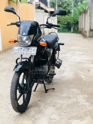 Bajaj Platina 100 2015