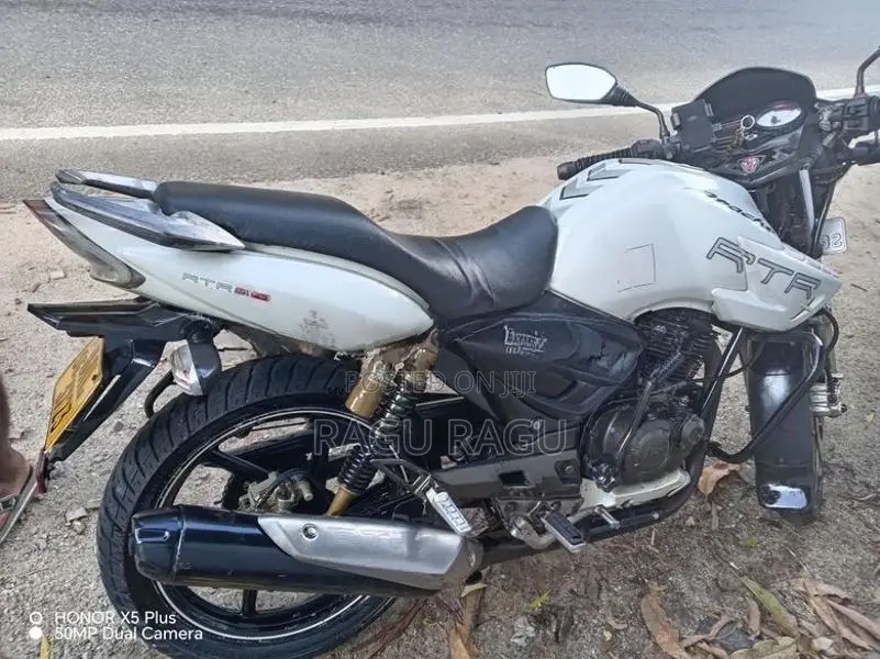 TVS Apache 2013