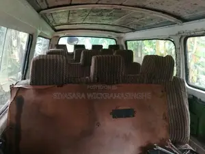 Nissan Caravan 1983