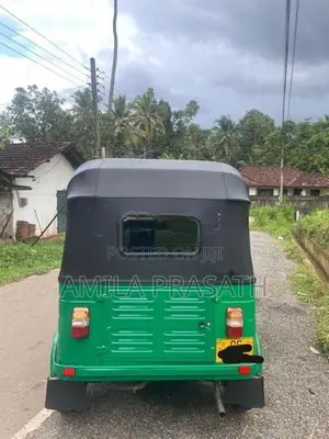 Bajaj RE 2006