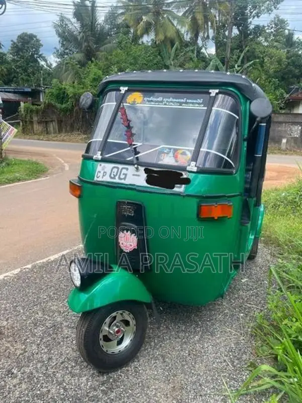 Bajaj RE 2006