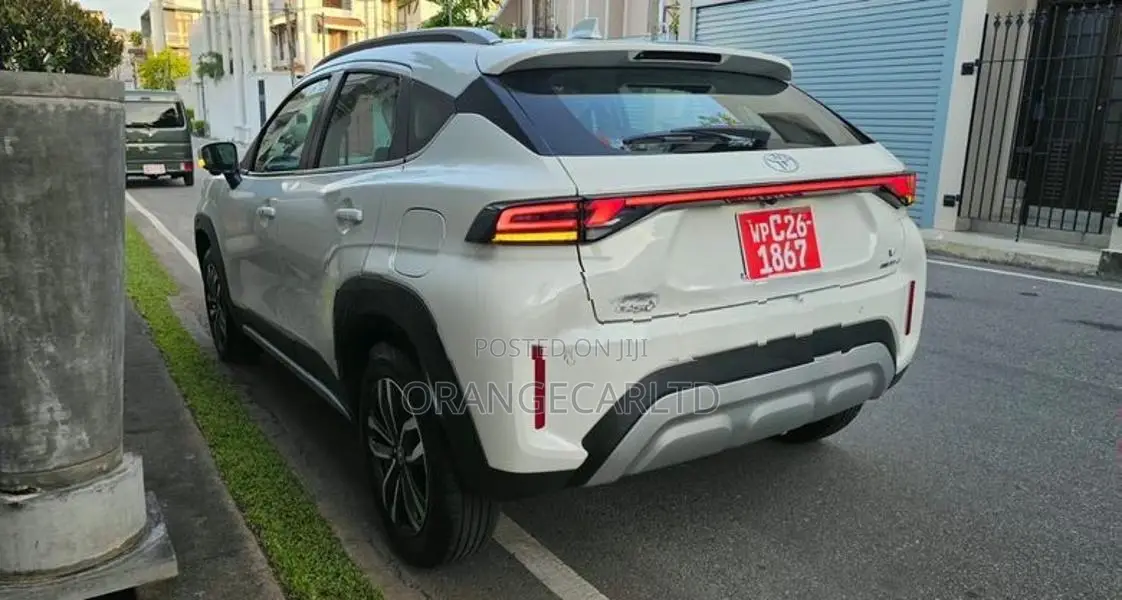 Toyota Urban Cruiser Taisor V Grade'. 2026