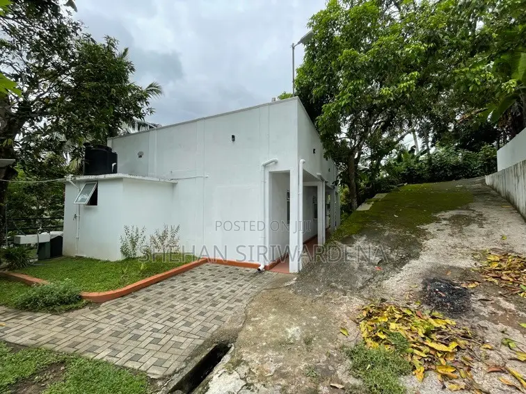 3bdrm House in Pannipitiya for sale