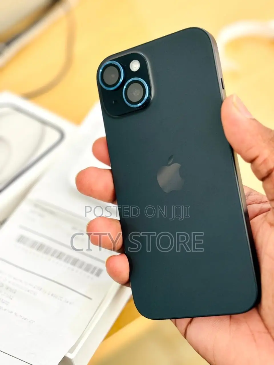 New Apple iPhone 15 256 GB Black