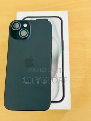 New Apple iPhone 15 256 GB Black