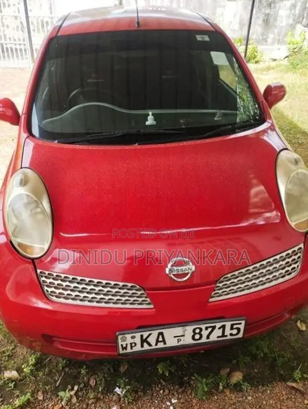 Nissan March 2002