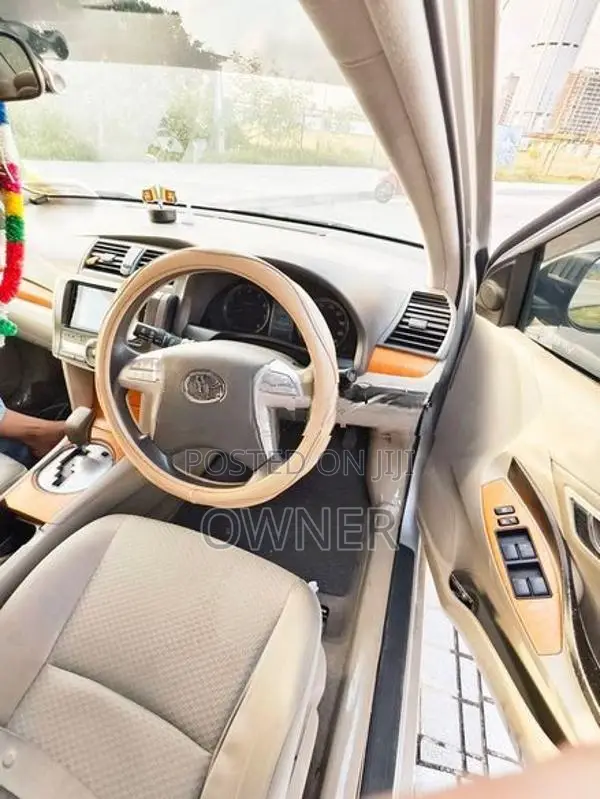 Toyota Premio 260 G Superior 2010