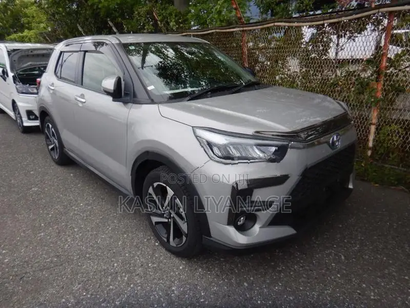Toyota Raize Z Hybrid BSM 2024
