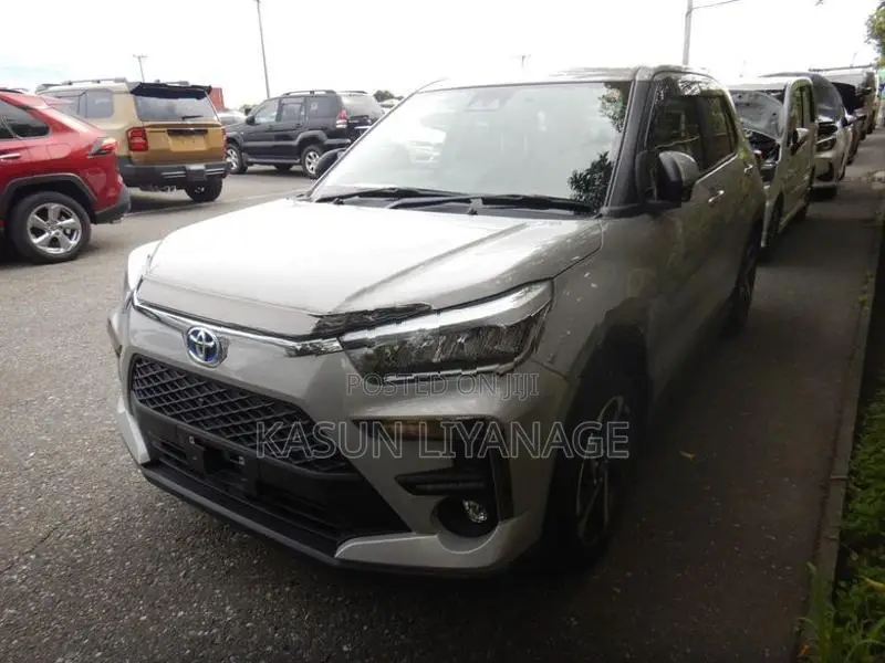 Toyota Raize Z Hybrid BSM 2024